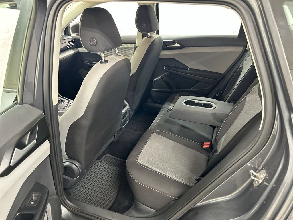 2023 Volkswagen Taos S - Photo 17