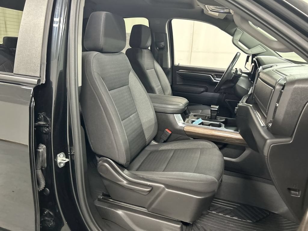 2023 Chevrolet Silverado 1500 RST - Photo 22