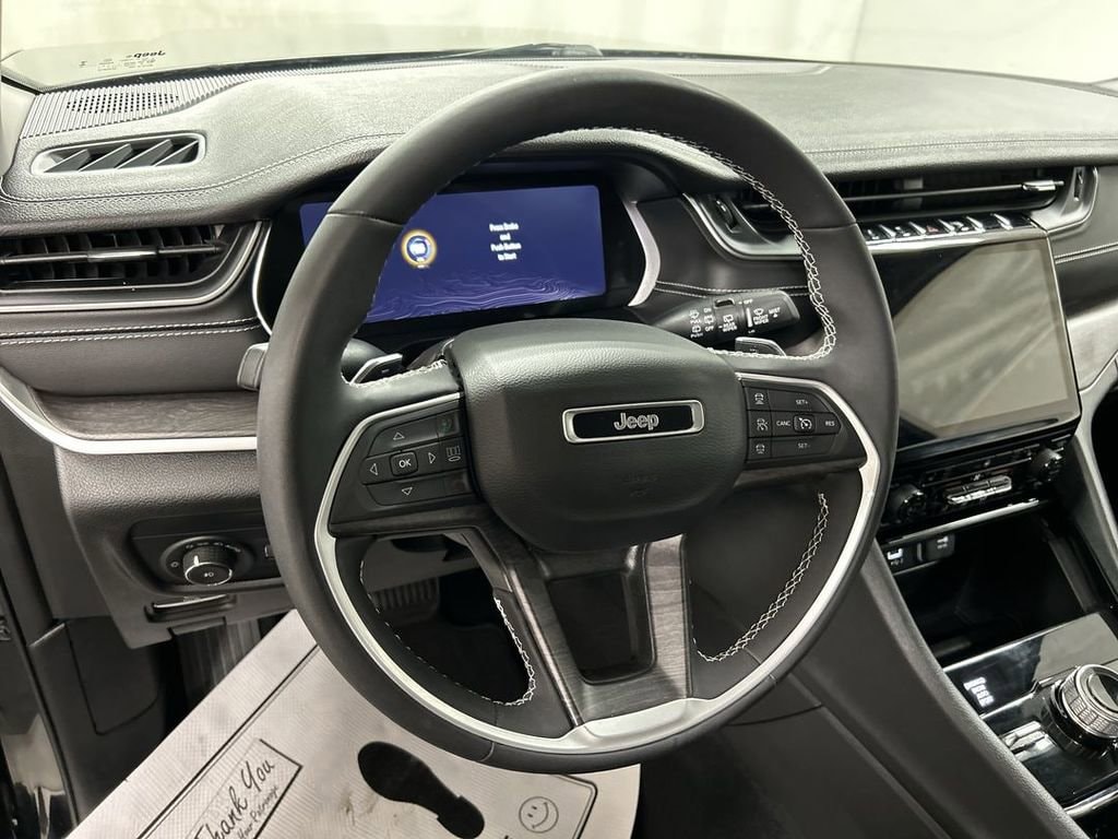 Used 2023 Jeep Grand Cherokee L Limited 4x4 SUV
