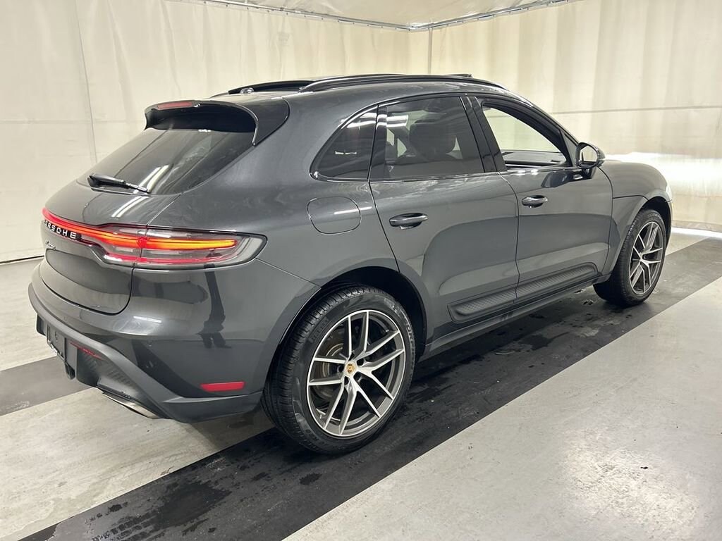 Used 2025 Porsche Macan PY