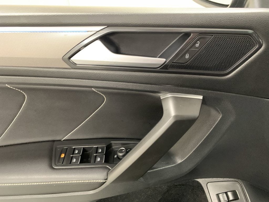 2022 Volkswagen Tiguan SE R-LINE BLACK - Photo 11
