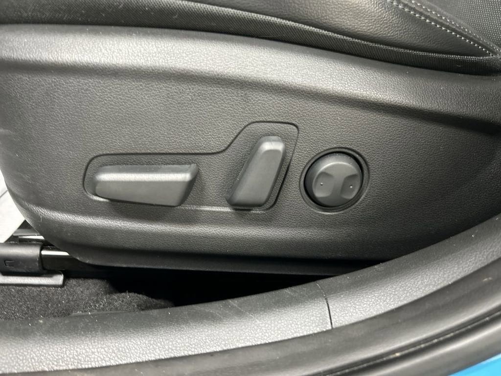 2023 Hyundai Kona Limited - Photo 10