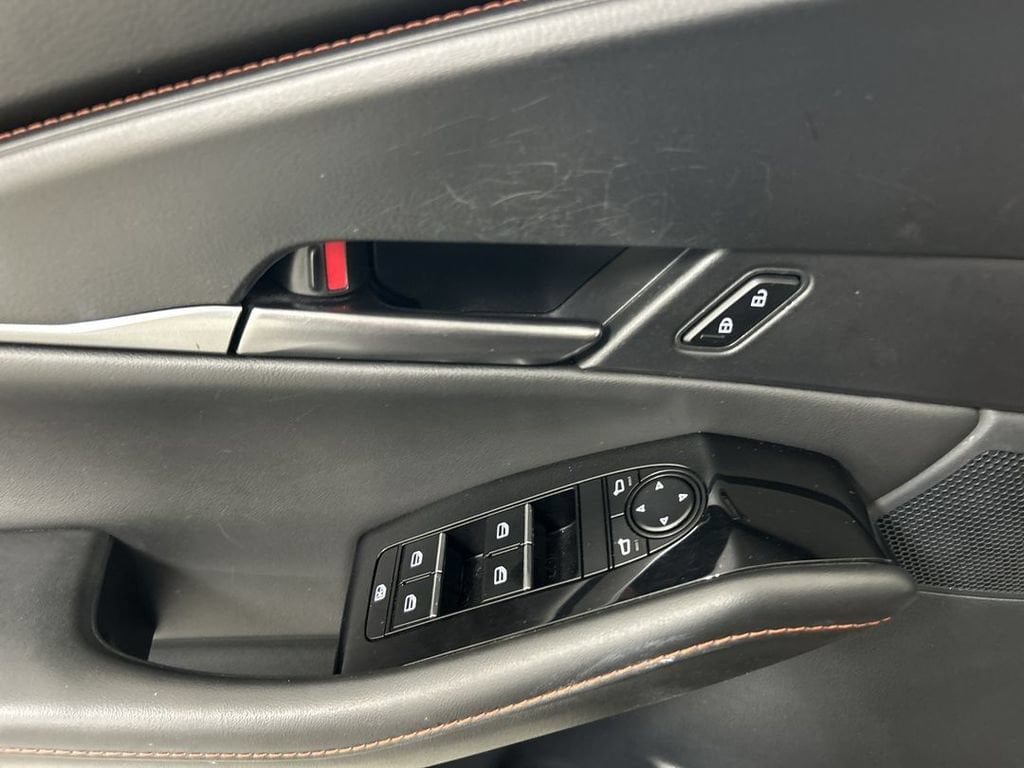 2024 Mazda CX-30 Carbon Turbo - Photo 11