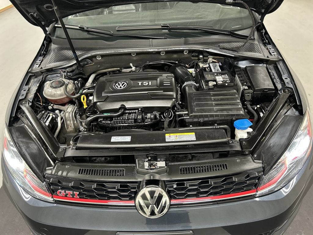 2021 Volkswagen Golf GTI SE - Photo 24