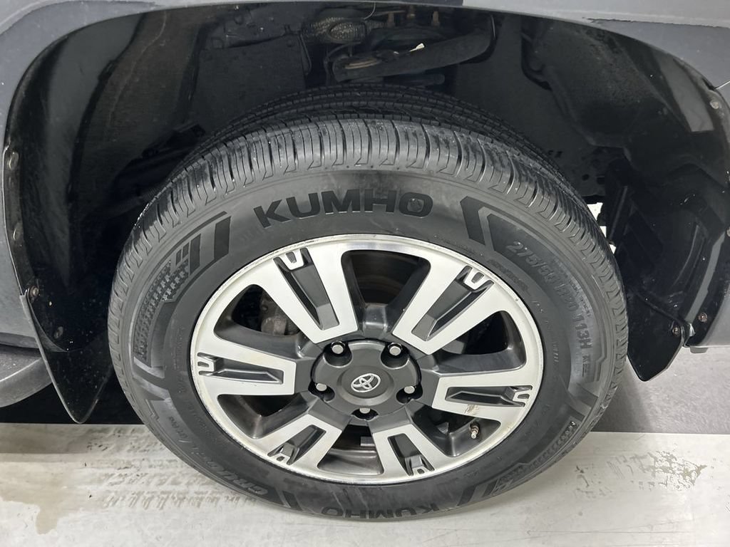 2020 Toyota Tundra SR5 - Photo 8