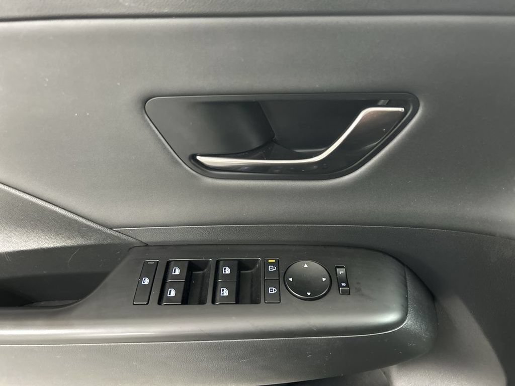 2024 Hyundai Kona N Line - Photo 11