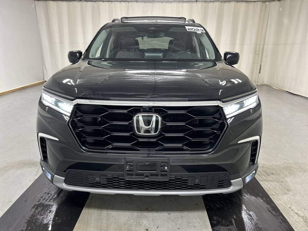 Used 2023 Honda Pilot AWD Elite SUV