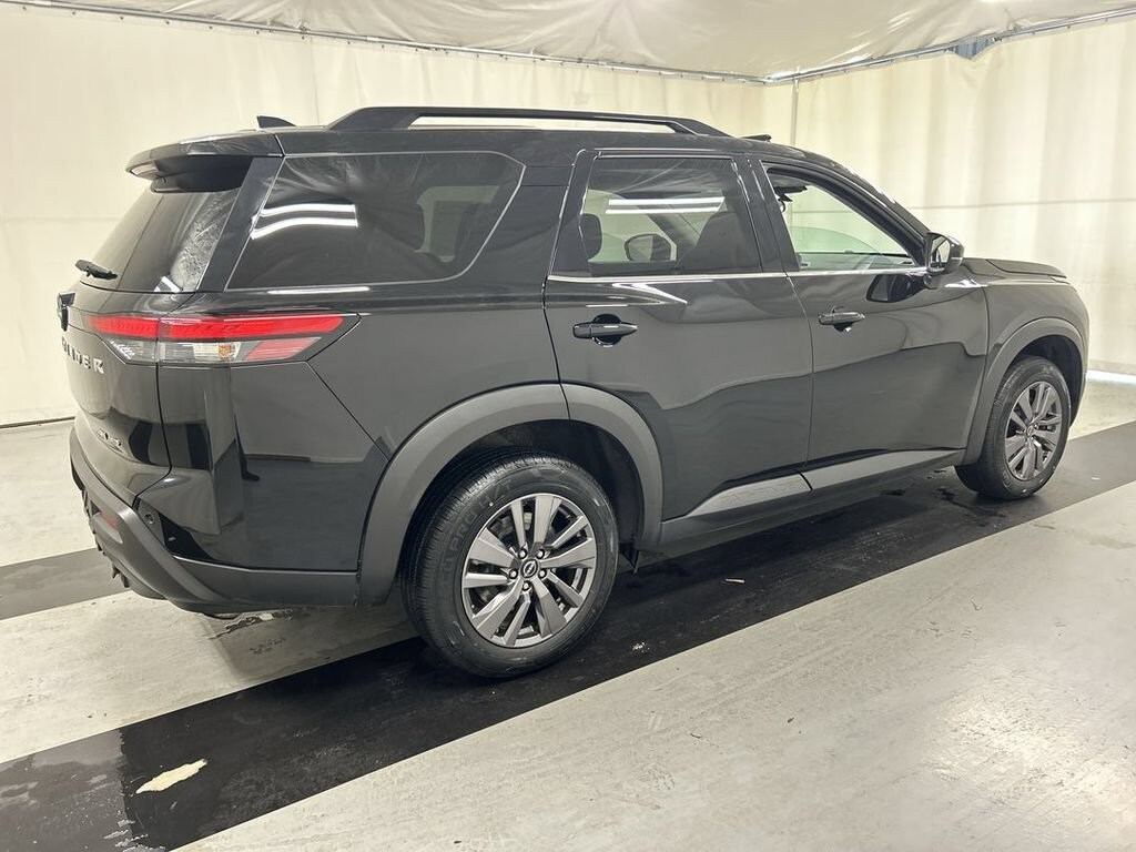 Used 2023 Nissan Pathfinder SV 4WD SUV
