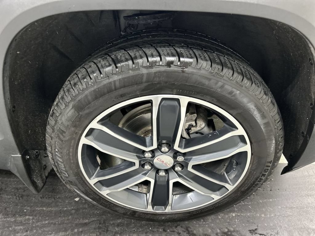 2021 GMC Acadia SLT - Photo 8