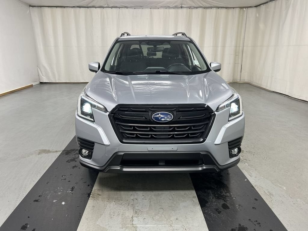 Used 2024 Subaru Forester Premium SUV