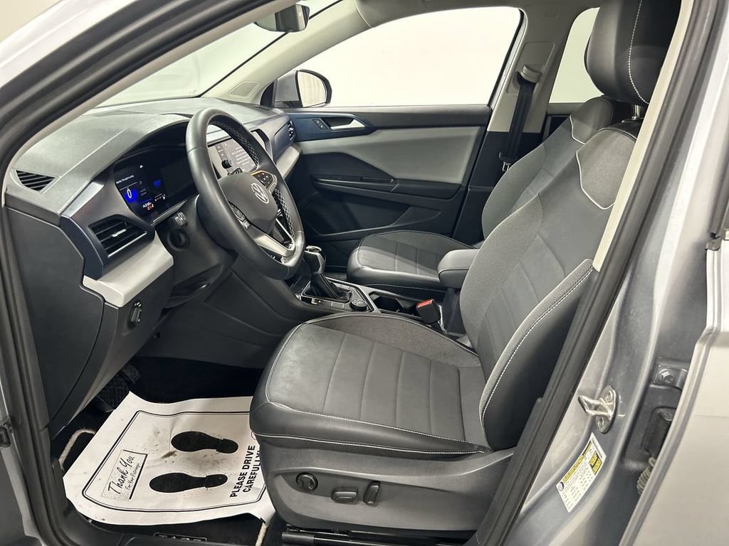 2023 Volkswagen Taos SE - Photo 9