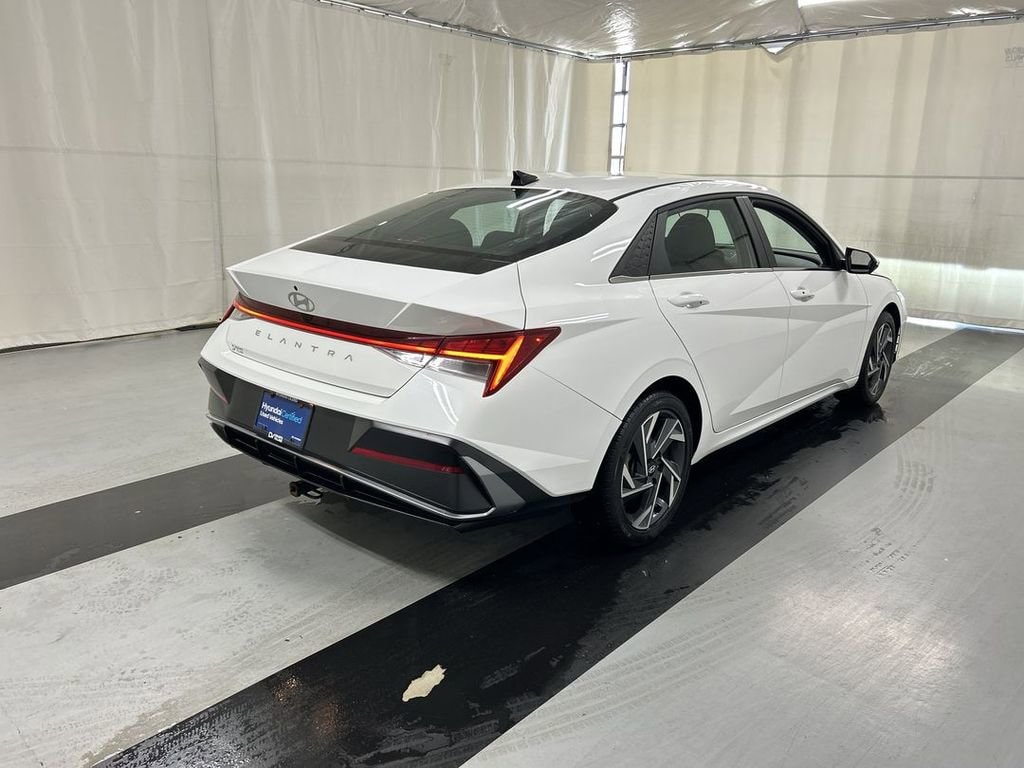 Used 2024 Hyundai Elantra SEL Sedan
