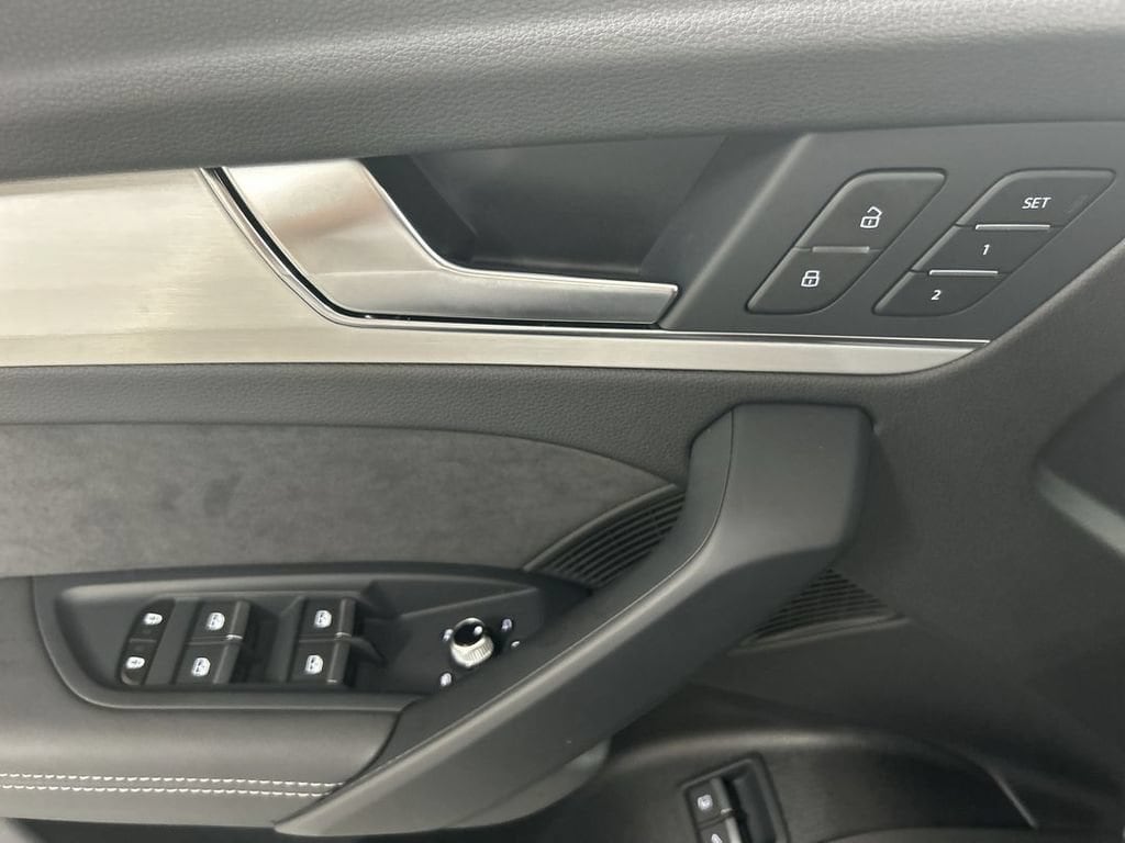 2024 Audi Q5 Premium Plus - Photo 11