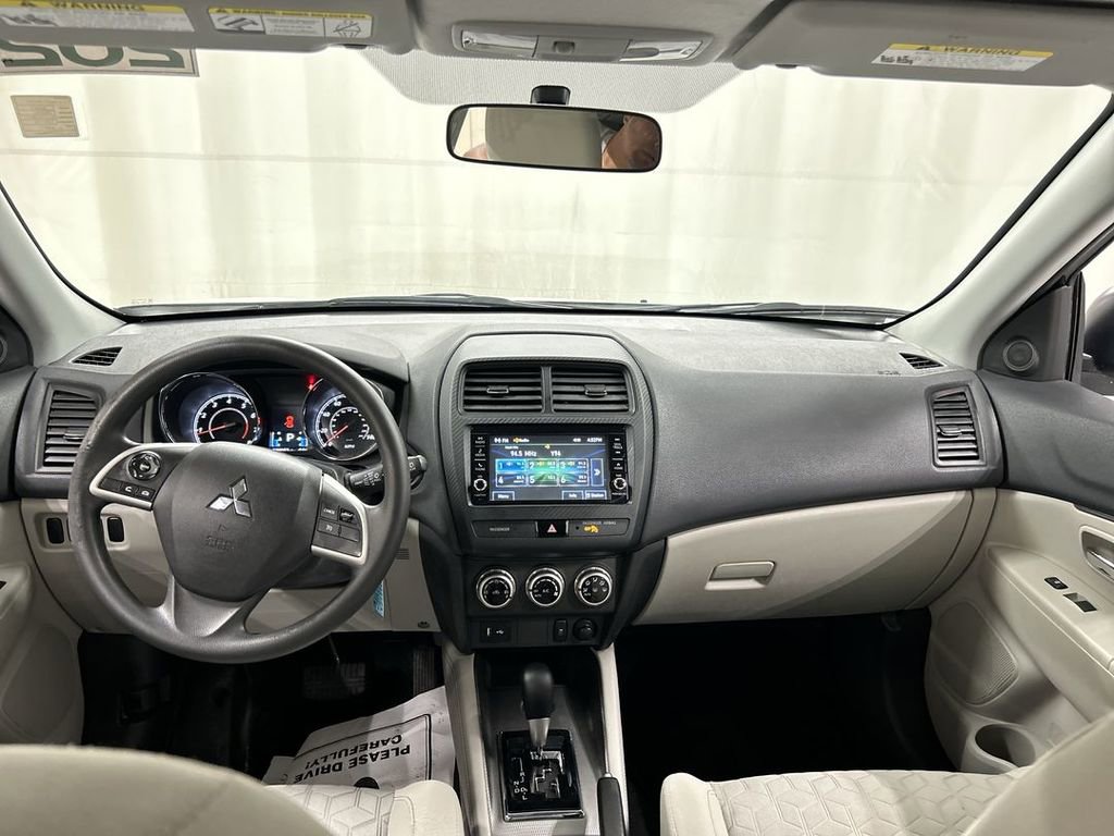 2020 Mitsubishi Outlander Sport ES - Photo 18