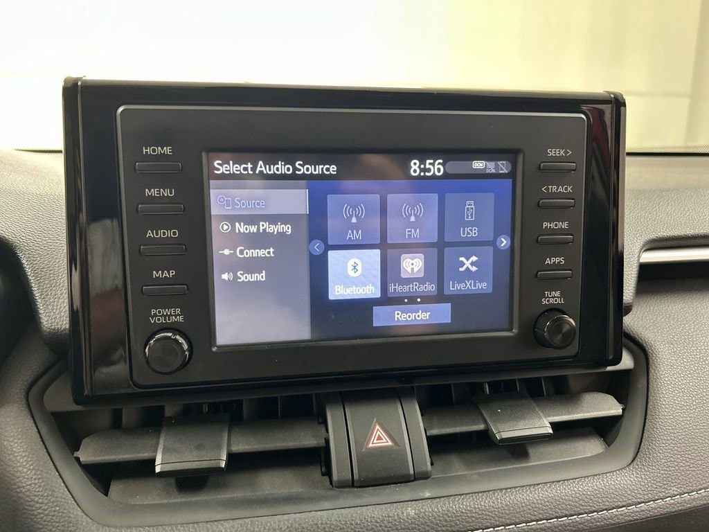 2019 Toyota RAV4 XLE - Photo 14