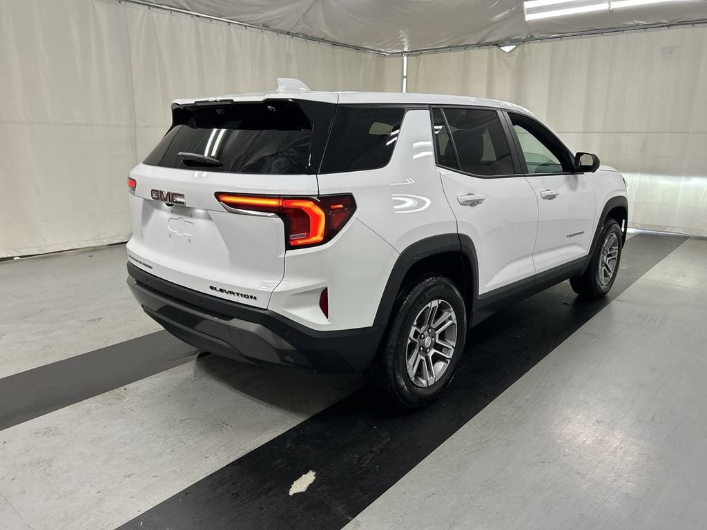 2026 GMC Terrain Elevation - Photo 2