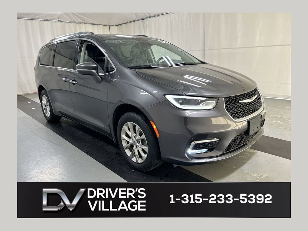 Used 2021 Chrysler Pacifica Touring L AWD Minivan