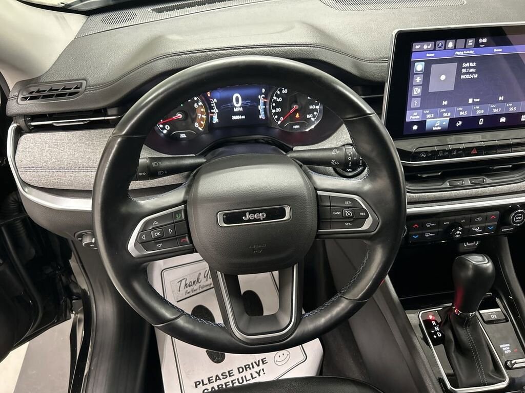 Used 2022 Jeep Compass Latitude 4x4 SUV