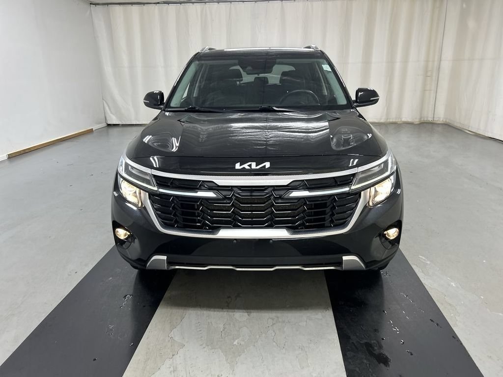 Used 2024 Kia Seltos EX SUV