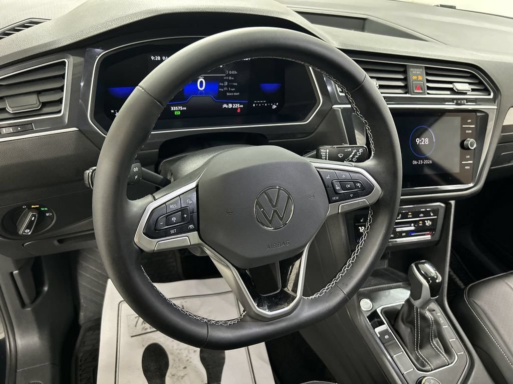 2024 Volkswagen Tiguan SE - Photo 4