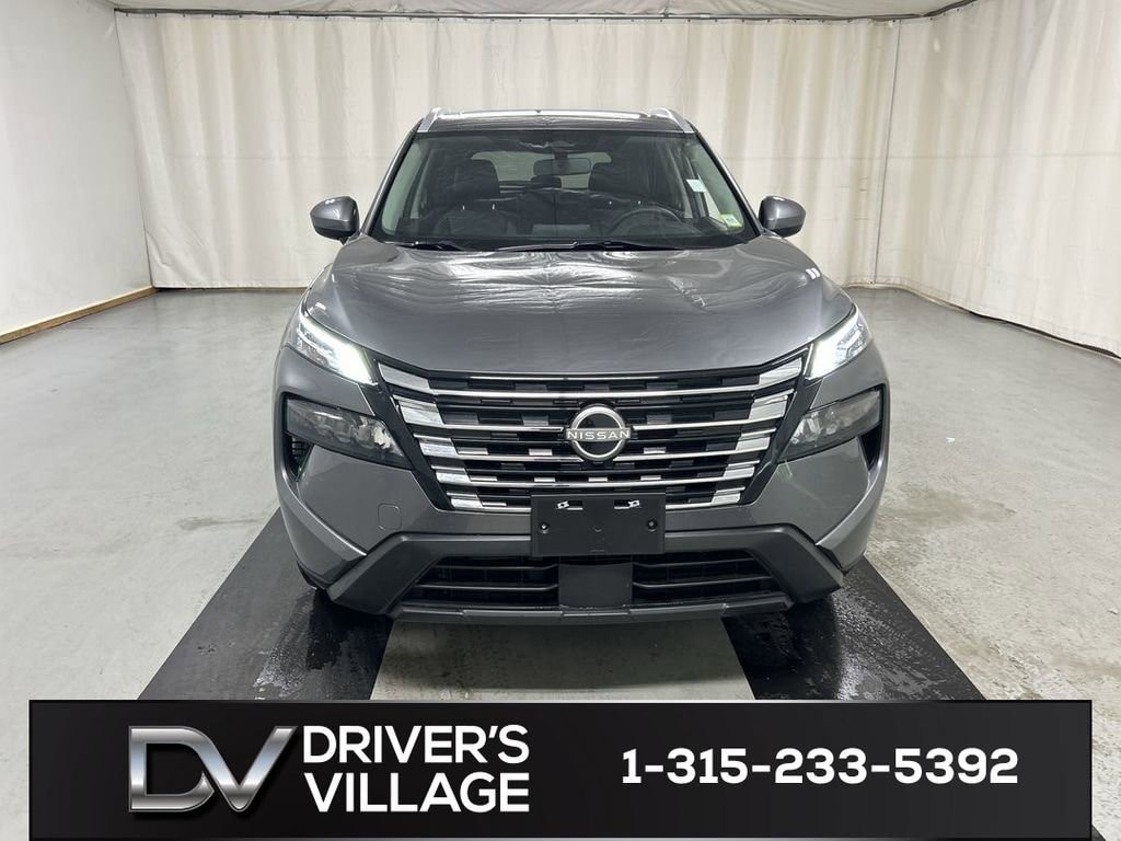 Used 2024 Nissan Rogue SV Intelligent AWD SUV