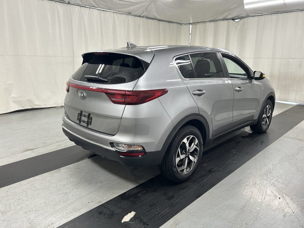 Used 2021 Kia Sportage LX with VIN KNDPMCAC2M7876983 for sale in Cicero, NY