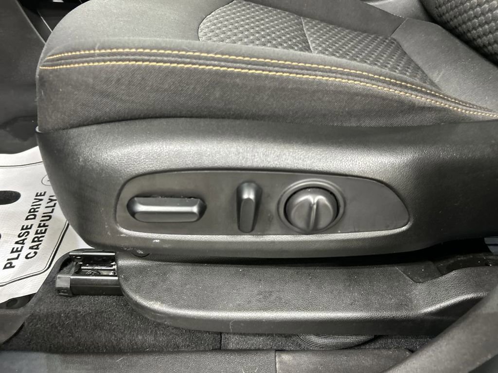 2021 GMC Terrain SLE - Photo 10
