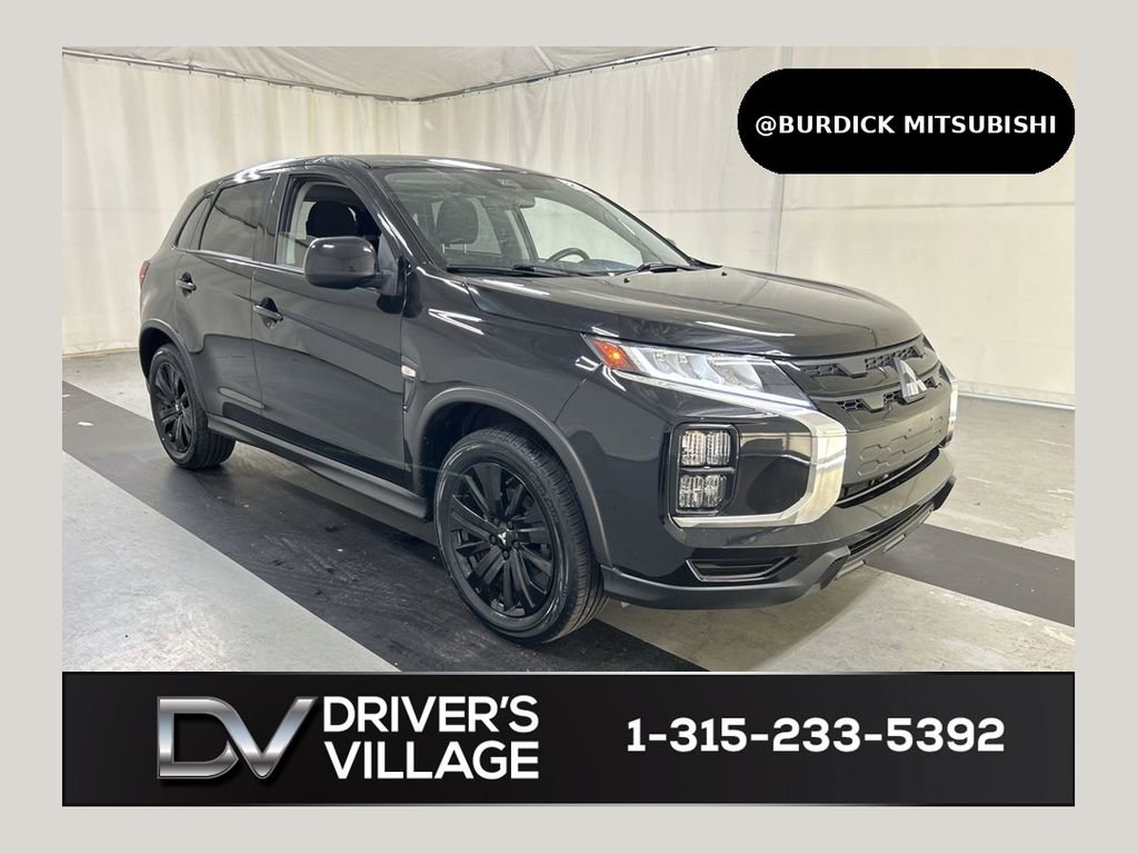 2023 Mitsubishi Outlander Sport 2.0 LE AWC CVT's photo