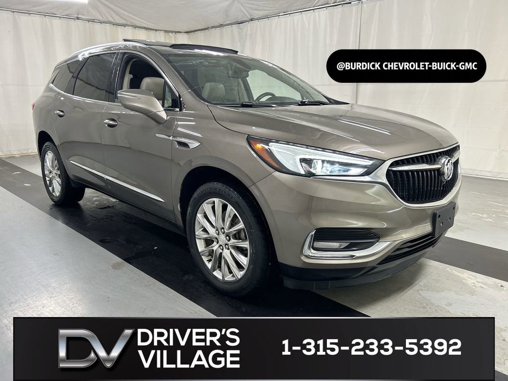 2020 Buick Enclave Essence AWD's photo