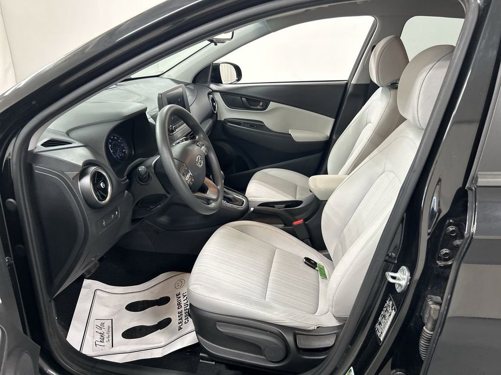 2022 Hyundai Kona SEL - Photo 9