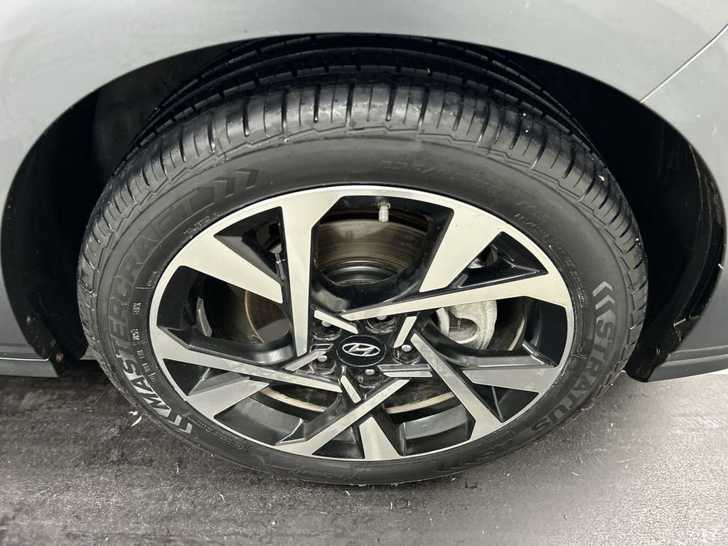 2023 Hyundai Kona Limited - Photo 8