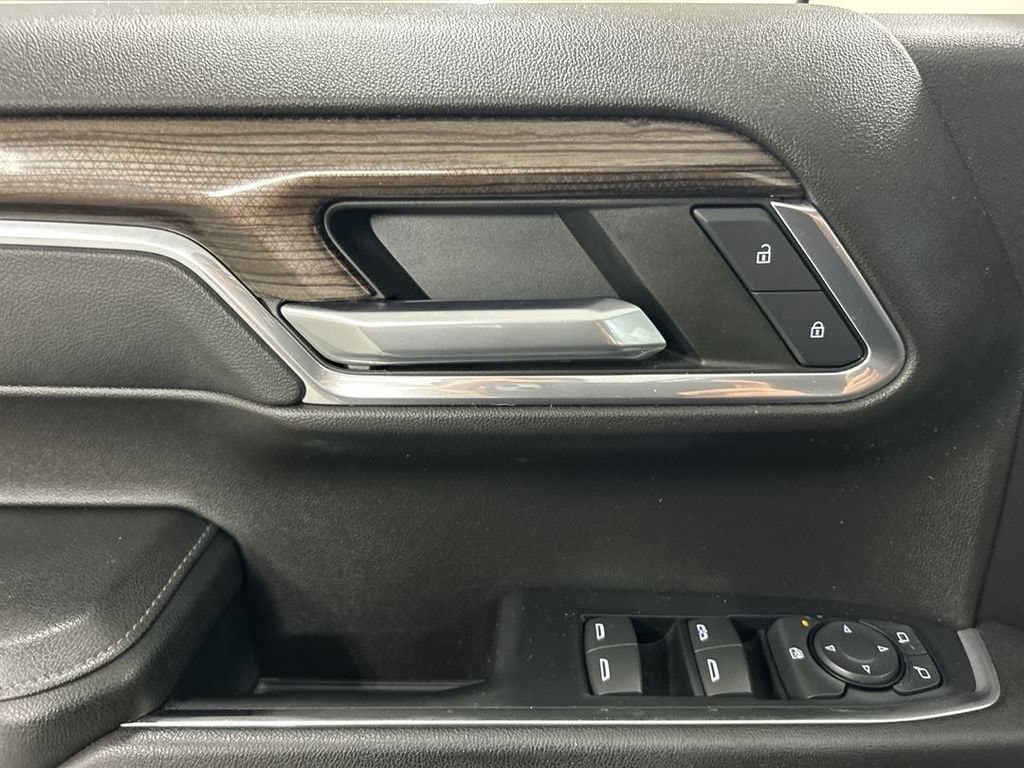 2023 Chevrolet Silverado 1500 RST - Photo 11