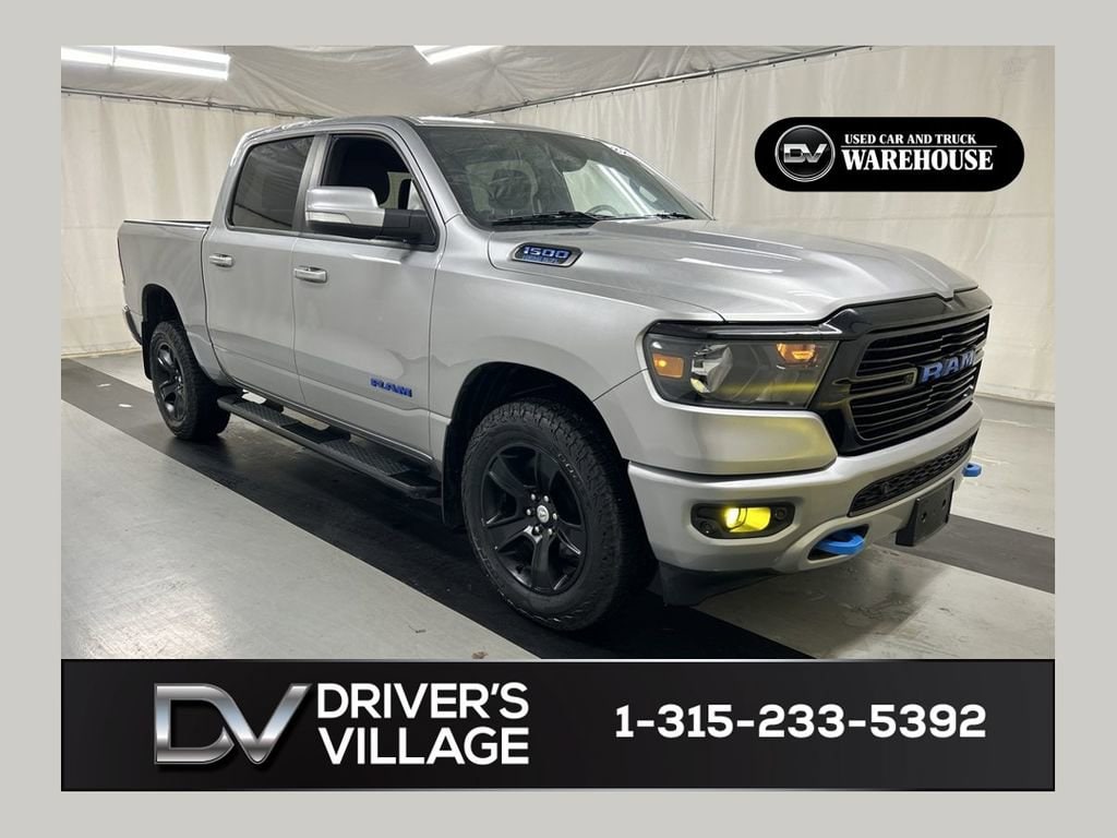 2020 RAM 1500 Big Horn/Lone Star 4x4 Crew Cab 5'7's photo
