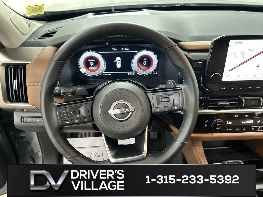 Used 2025 Nissan Pathfinder Platinum 4WD SUV