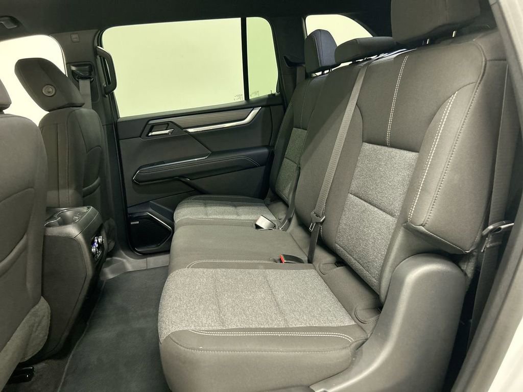 2025 GMC Acadia Elevation - Photo 19