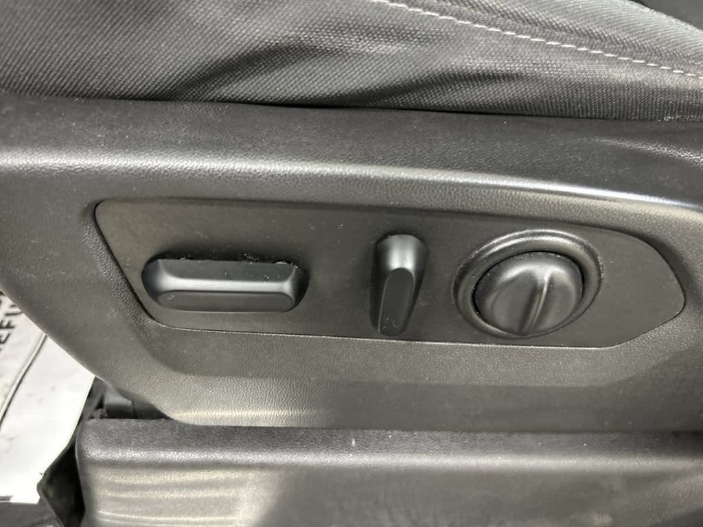 2020 Chevrolet Silverado 1500 RST - Photo 10