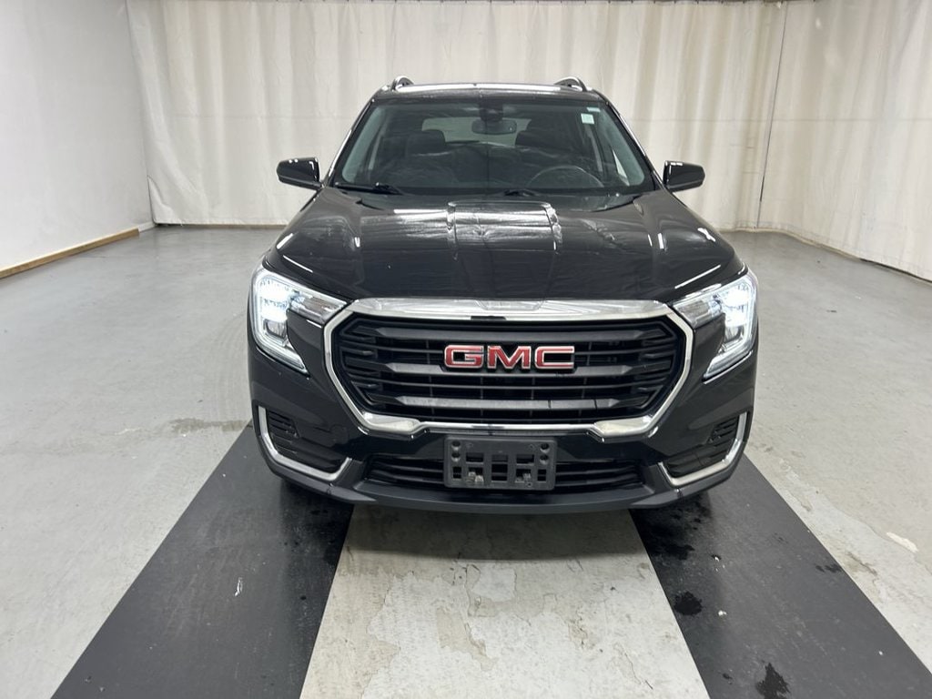 2023 GMC Terrain SLE - Photo 3