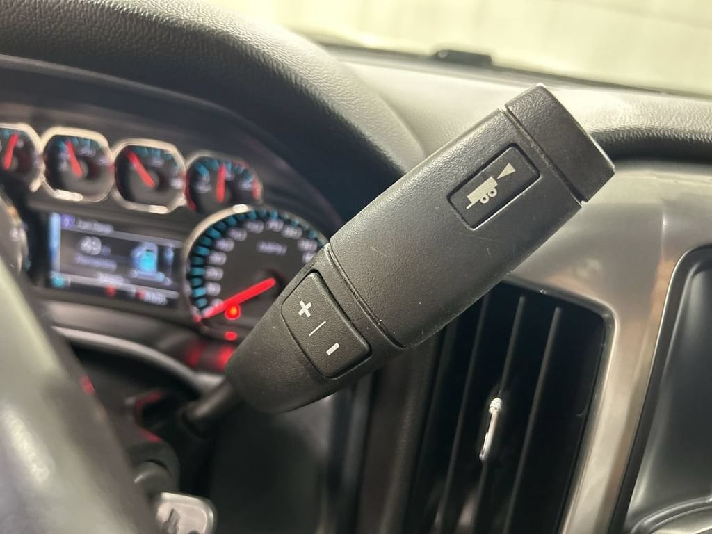 2018 Chevrolet Silverado 1500 LT - Photo 17