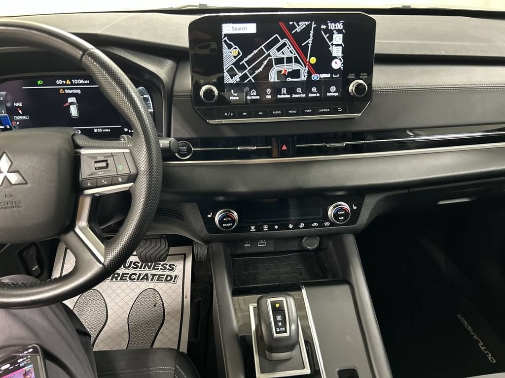 2023 Mitsubishi Outlander SE - Photo 18