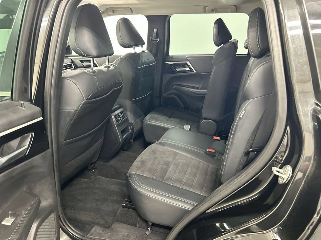 2023 Mitsubishi Outlander SE - Photo 20