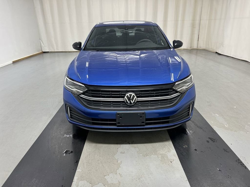 2023 Volkswagen Jetta Sport - Photo 3