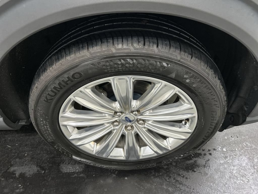 2020 Ford Explorer Limited - Photo 8