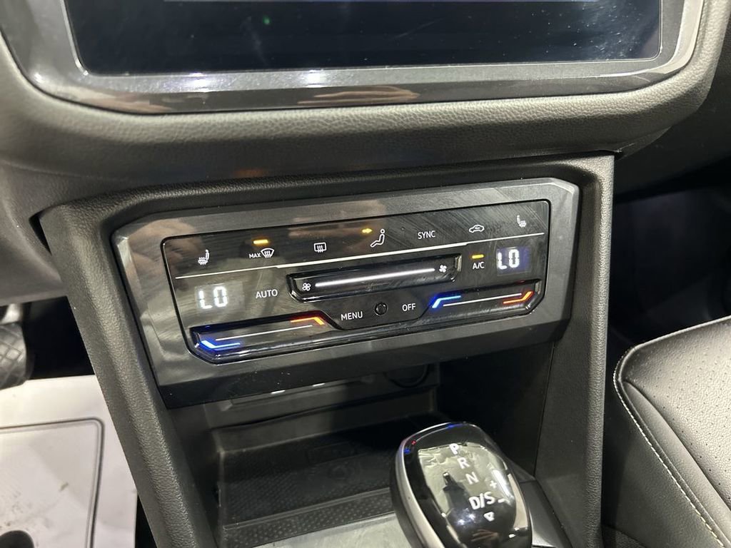 2023 Volkswagen Tiguan SE - Photo 16