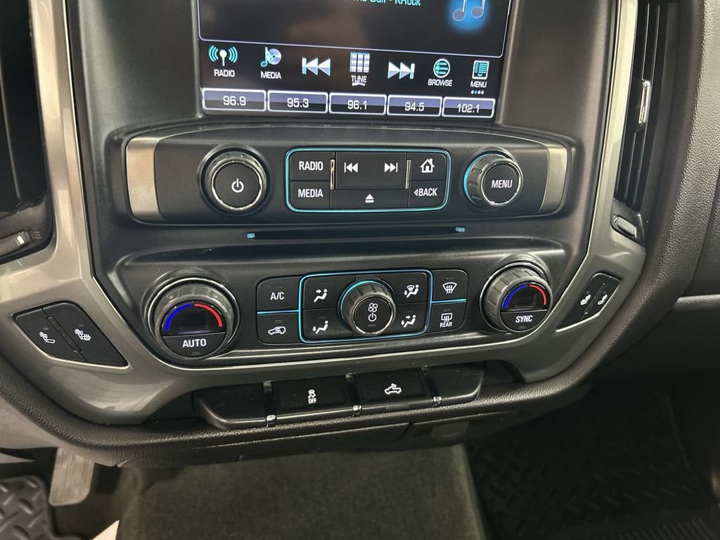 2018 Chevrolet Silverado 1500 LT - Photo 16