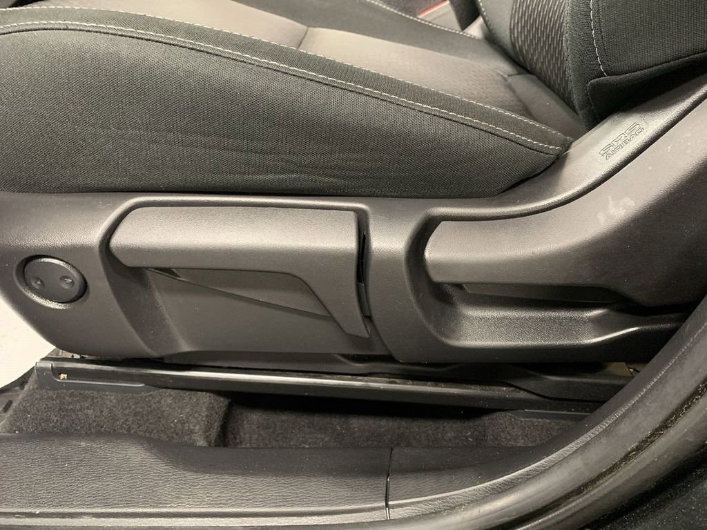 2022 Mitsubishi Outlander ES - Photo 10