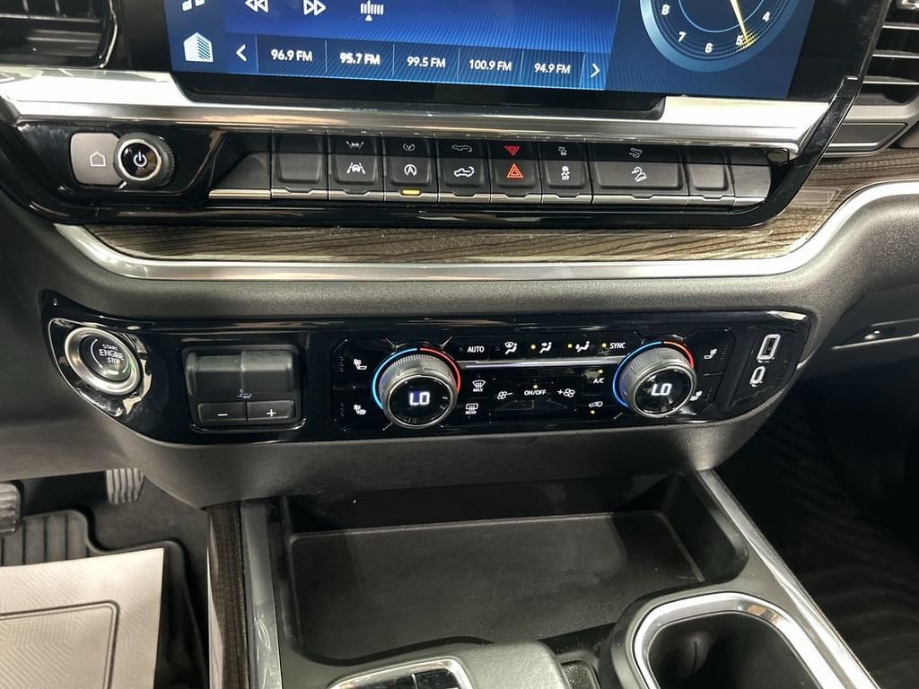 2022 Chevrolet Silverado 1500 RST - Photo 16