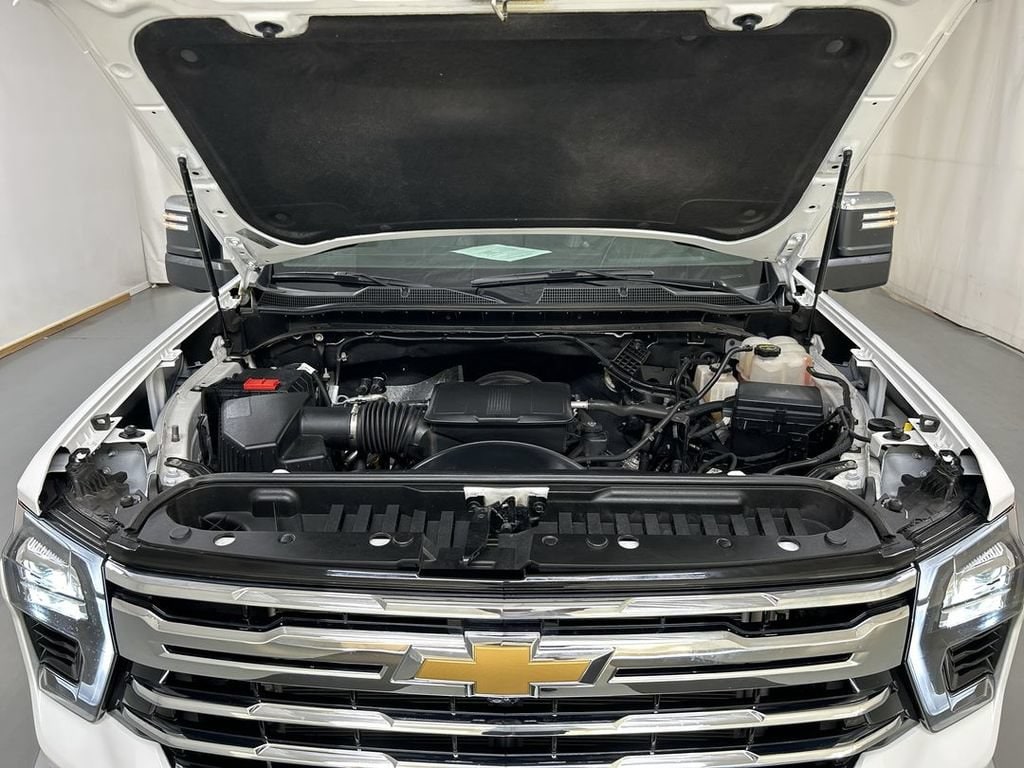 2025 Chevrolet Silverado 2500HD LTZ - Photo 23