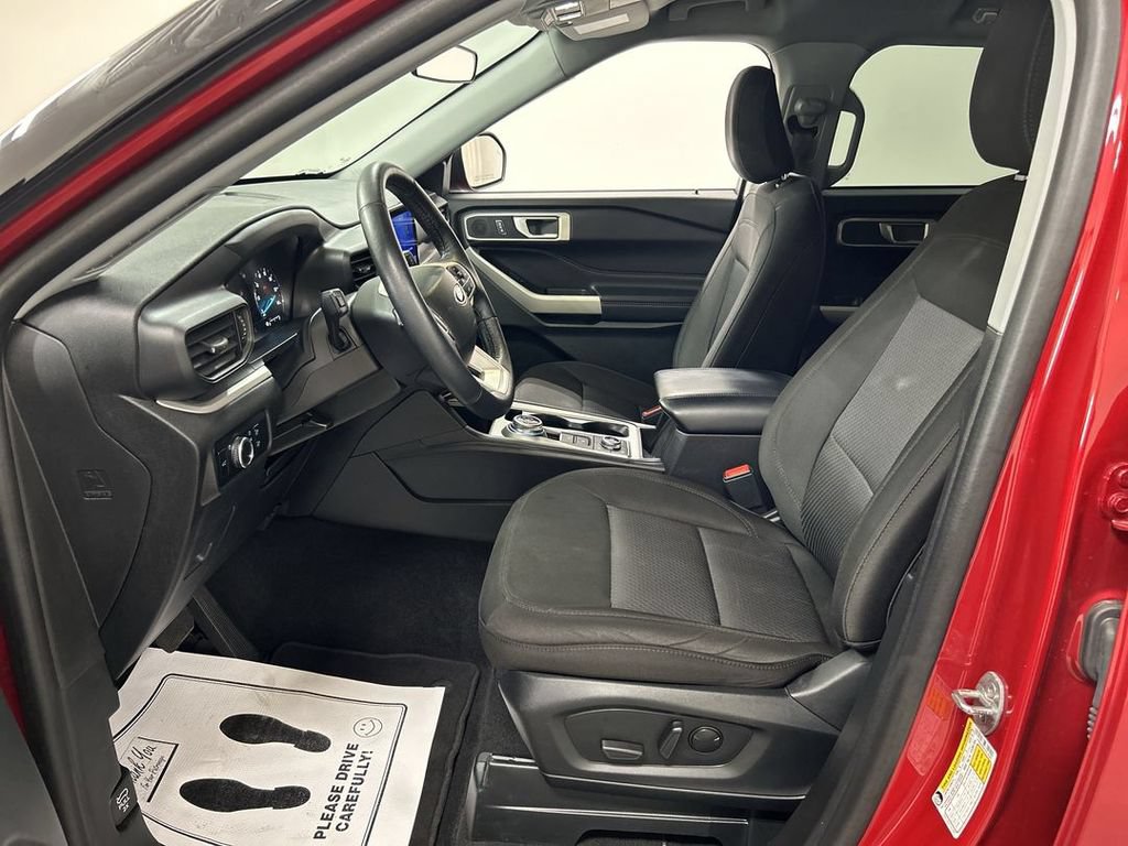 2023 Ford Explorer XLT - Photo 9