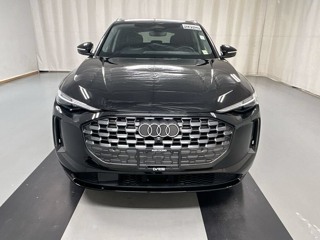 Used 2025 Audi All-new Q5 Premium Plus Tfsi Quattro S Tronic SUV