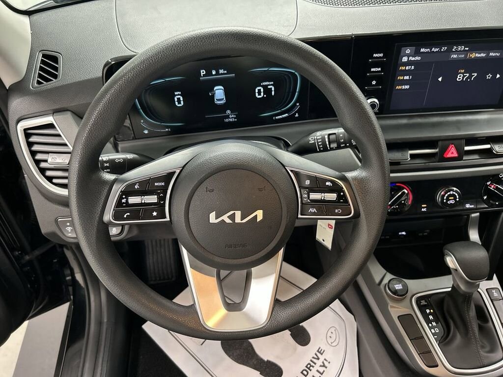 Used 2024 Kia Seltos LX